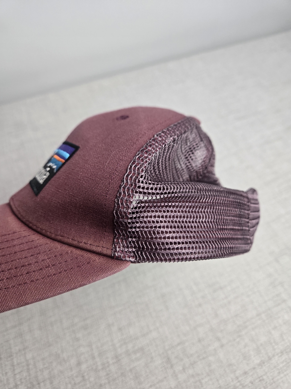Patagonia P-6 Logo LoPro Trucker Hat Maroon Burgundy - Picture 5 of 7